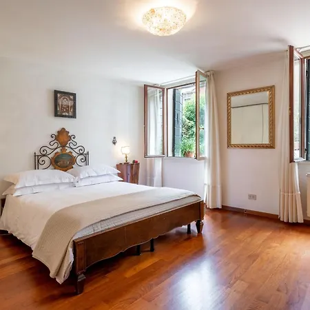 Accademia Terrazza *