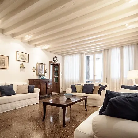 Accademia Terrazza *