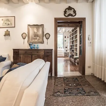 Accademia Terrazza * Venedig