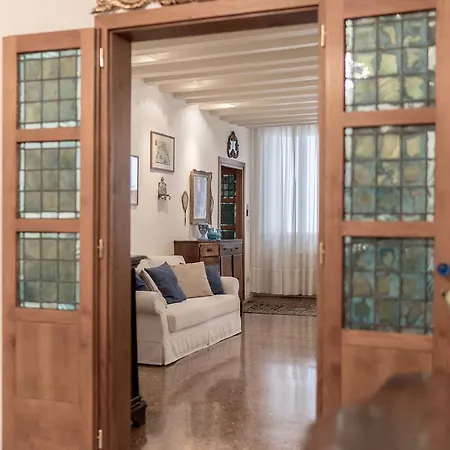 Accademia Terrazza Appartement Venetië