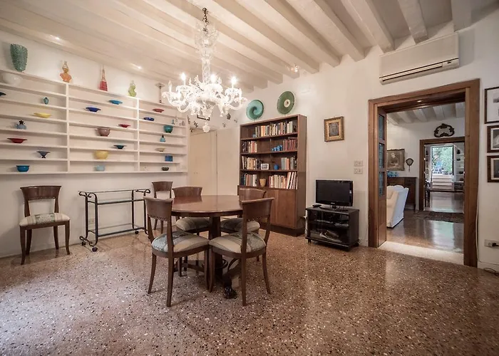 Accademia Terrazza Appartement *