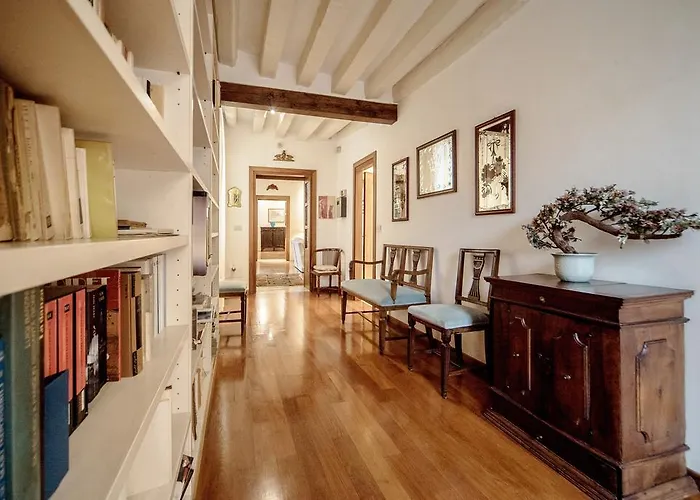 Accademia Terrazza Apartamento *