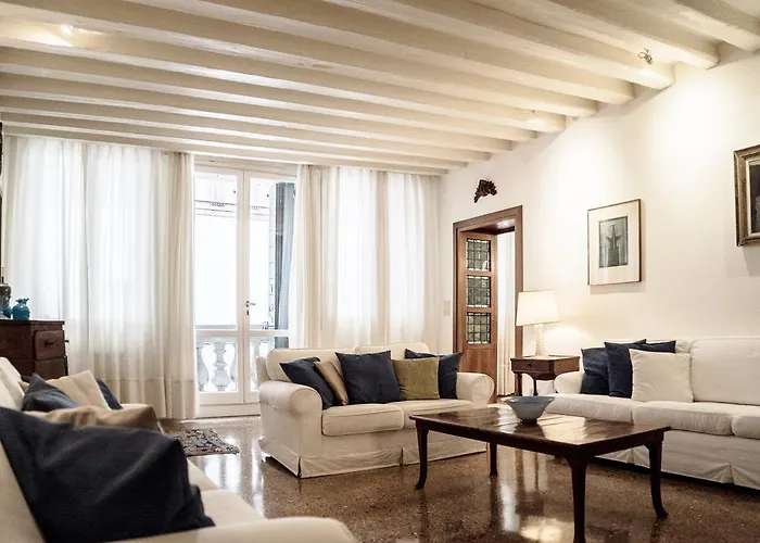 Lägenhet Accademia Terrazza