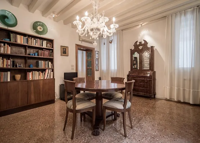 Accademia Terrazza Lägenhet Venedig